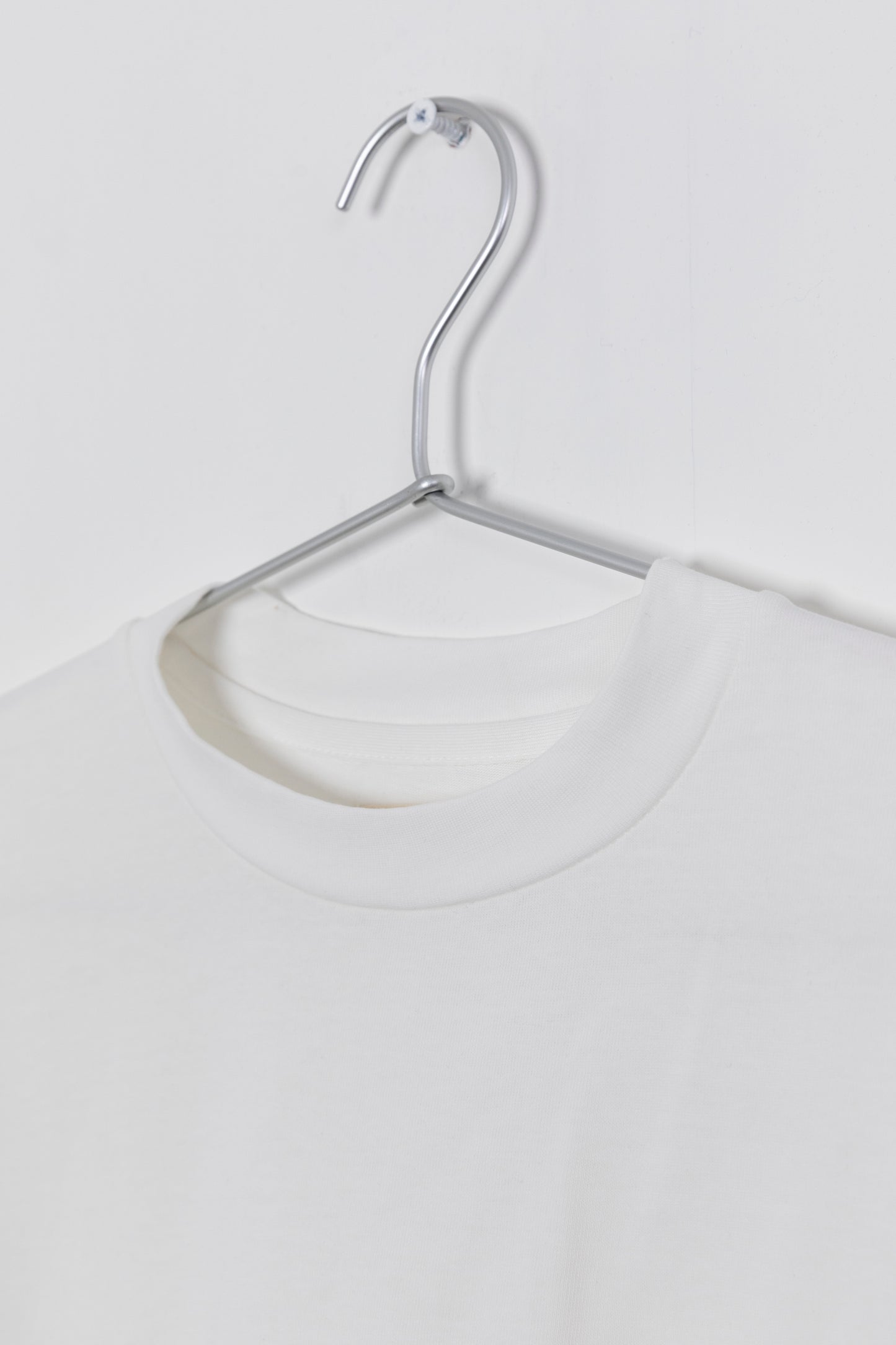 By R AW20 L/S Curve Pocket Tee