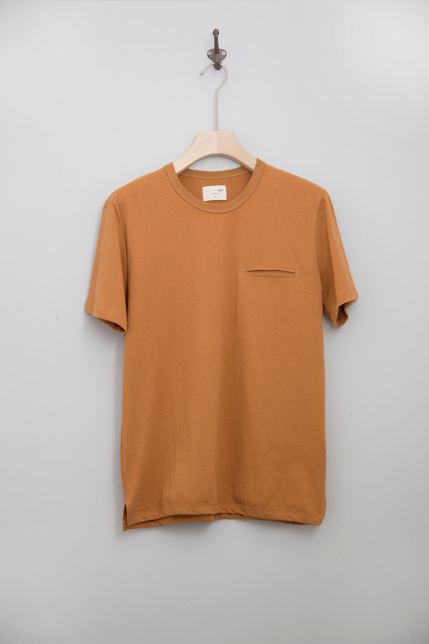 By R SS20 S/S Crew Neck Tee
