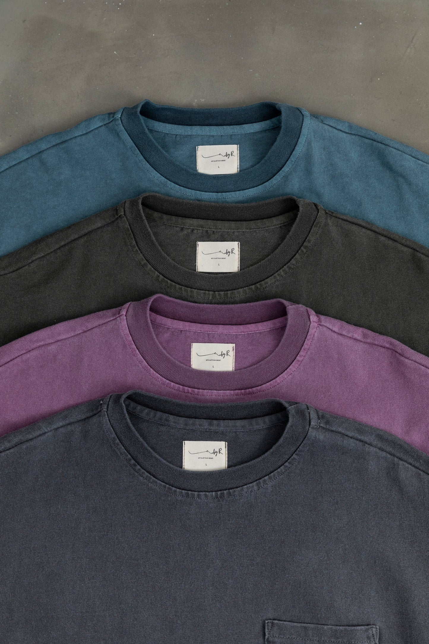 By R SS21 S/S Curve Pocket Tee